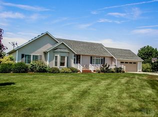 3015 310th St, Chelsea, IA 52215
