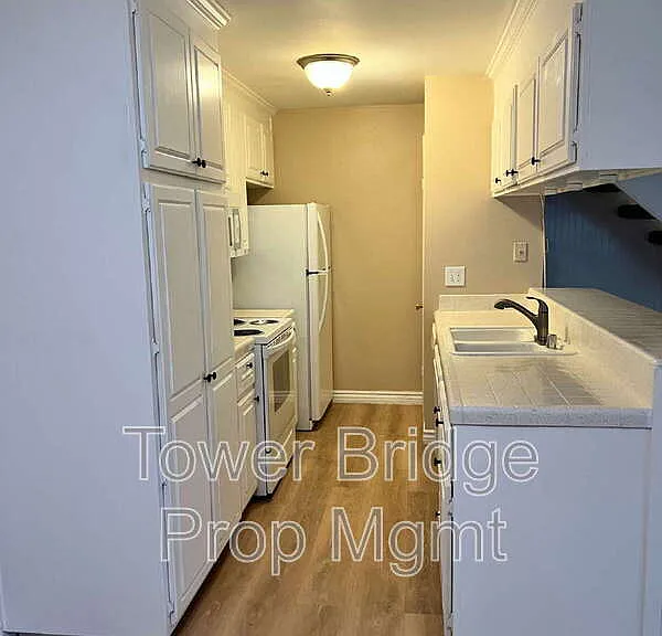 5146 Rhode Island Dr #2 — Photo 7