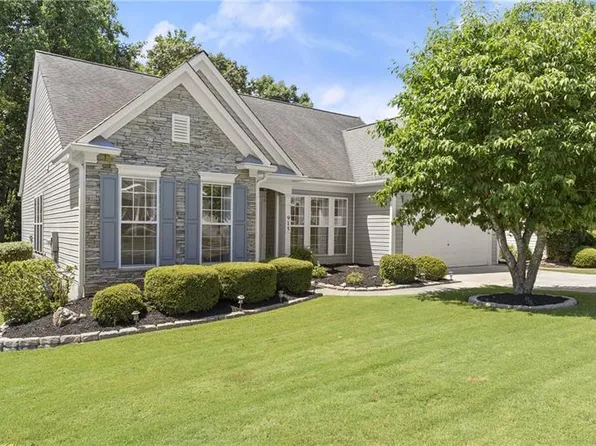 915 Santa Anita Dr, Woodstock, GA 30189