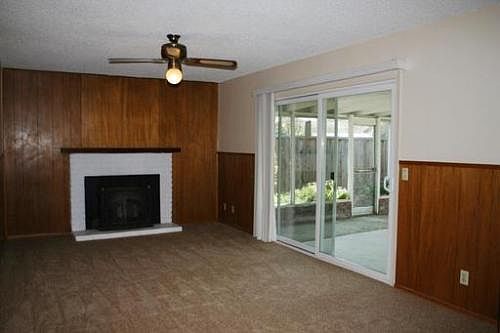 4th image of 5817 Arapaho Dr