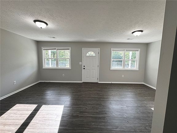 4th image of 258 Lee Road 247