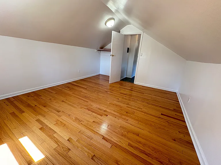50 Brookwood Dr #2 — Photo 6