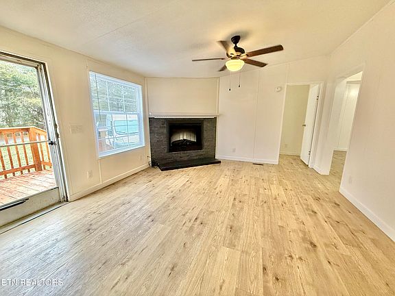 4th image of 328 2nd St