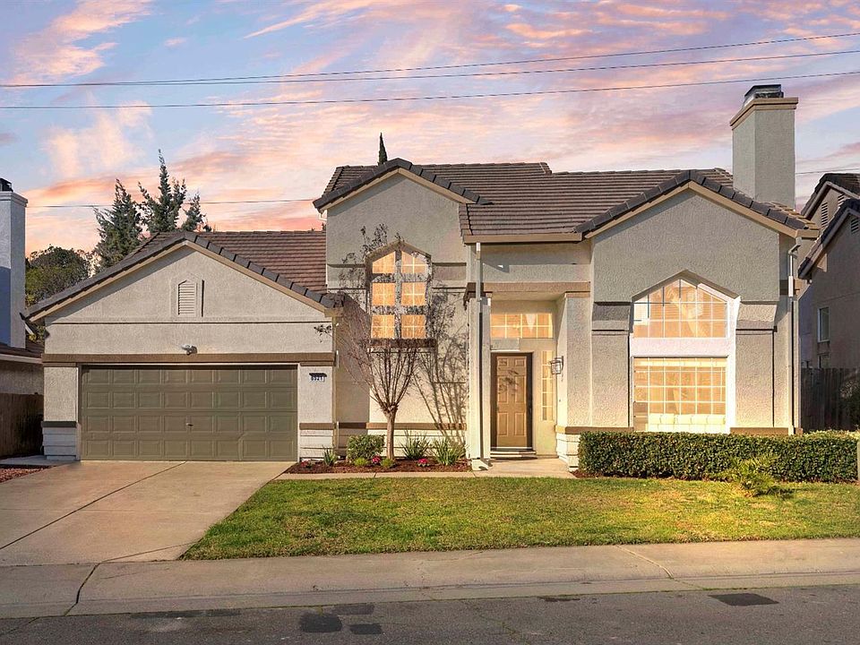 2nd image of 8521 Crystal Ridge Way