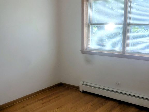 5th image of 414 Beach Ave APT 1B