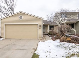 665 Woodcreek Cir, Saline, MI 48176