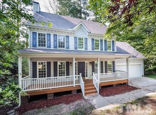 205 Valley Oak Ct, Holly Springs, NC 27540