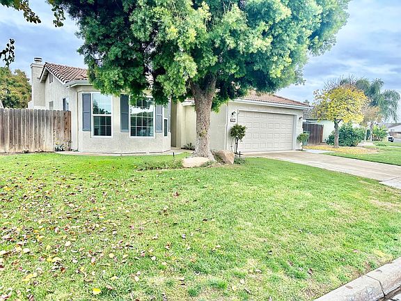 3rd image of 2479 S Preuss Ave