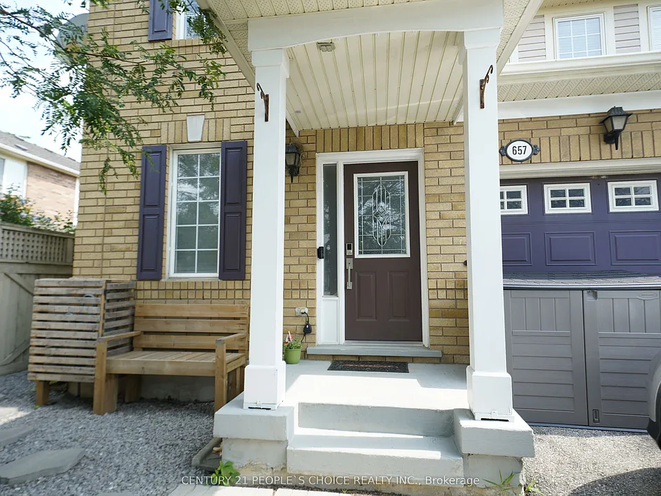 657 Thompson Rd S #UPPER