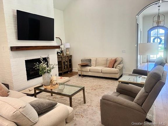 4th image of 4123 Oleander Dr