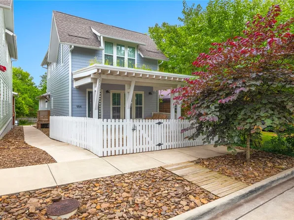 954 S College Ave, Fayetteville, AR 72701