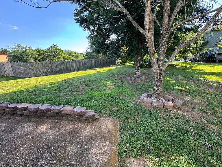 1403 Staunton Mill Ct — Photo 18