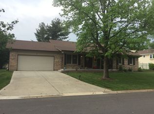1 Bordeaux Pl, Lake Saint Louis, MO 63367