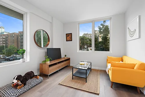 1 Lenox Rd #5A Photo 1
