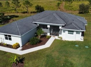 18950 Bridge Wood Ct, Alva, FL 33920