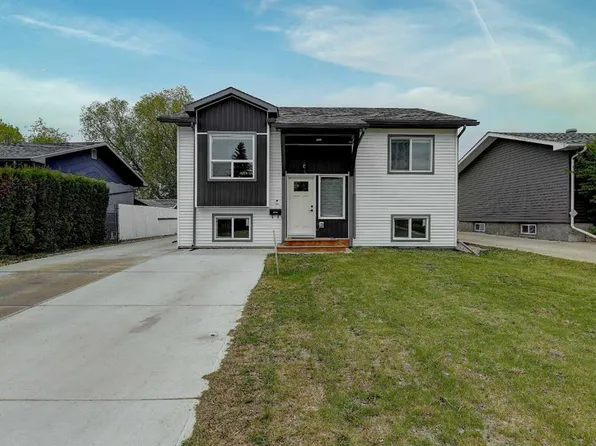 9638 S 112th Ave, Grande Prairie, AB T8V 3B8