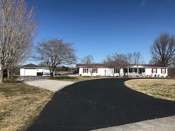 2nd image of 194 Fox Ln