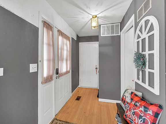 4th image of 1308 Coldspring Rd