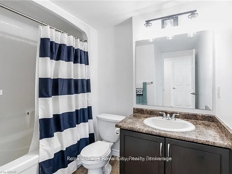 67 Kingsbury Sq #303 — Photo 12