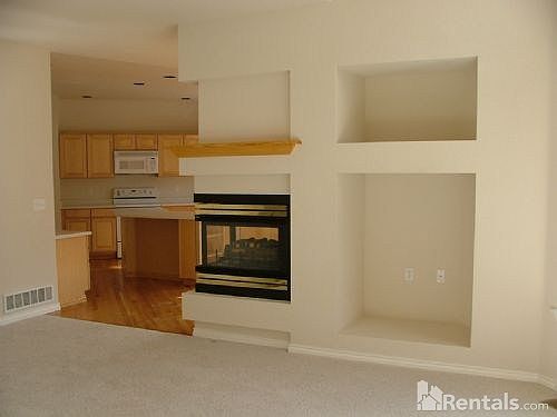 2nd image of 1673 Iris St