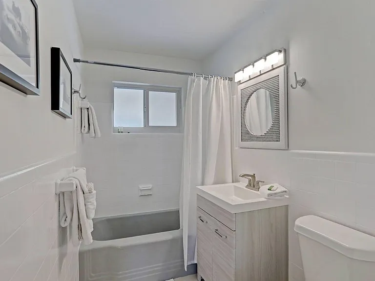 7115 Venetian Way — Photo 19