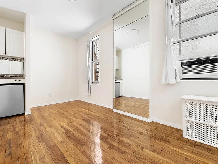 247 W 63rd St #6D — Photo 1