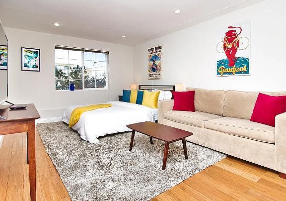 5th image of 234 Del Prado Dr #1