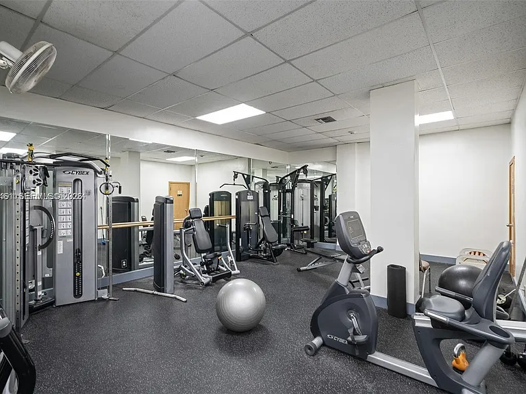 3800 S Ocean Dr #1716 — Photo 37