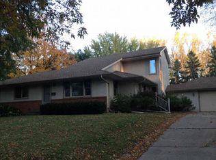 3380 76th St E, Inver Grove Heights, MN 55076