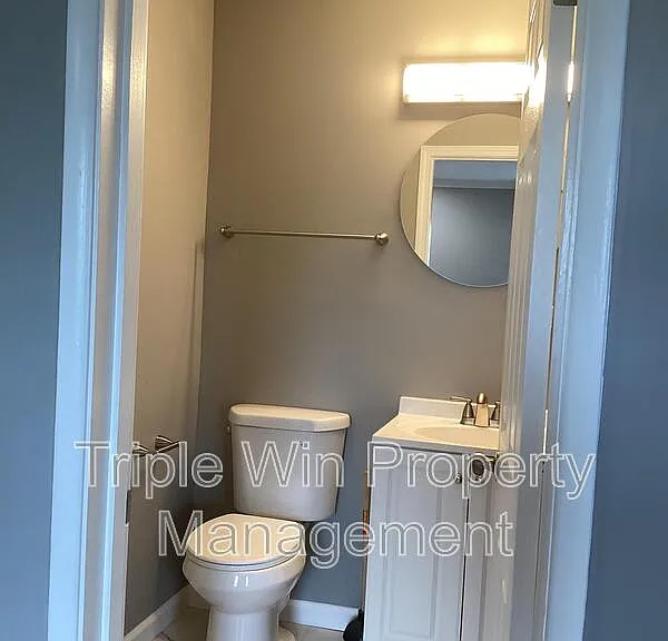 563 Apex Dr — Photo 19