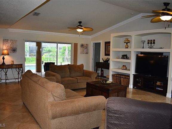 5th image of 1823 SW 39th St