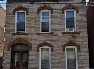 466 1st St, Troy, NY 12180