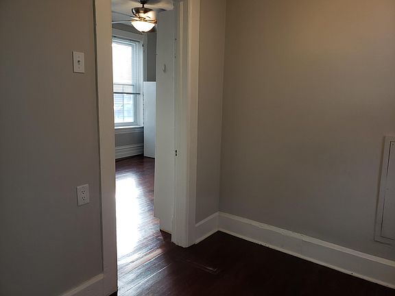 5th image of 1725 N Ashland Ave APT 1F