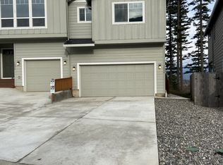 1254 SE Windsong Dr, Cascade Locks, OR 97014