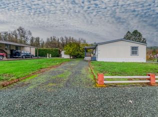 8951 E Evans Creek Rd #14, Rogue River, OR 97537