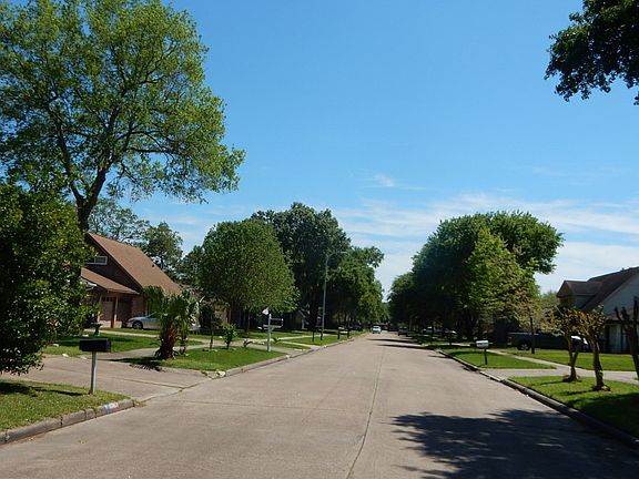 4th image of 16103 White Star Dr