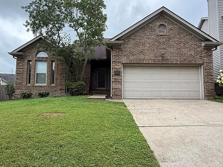 3652 Fair Ridge Dr — Photo 1