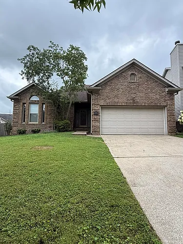 3652 Fair Ridge Dr Photo 1