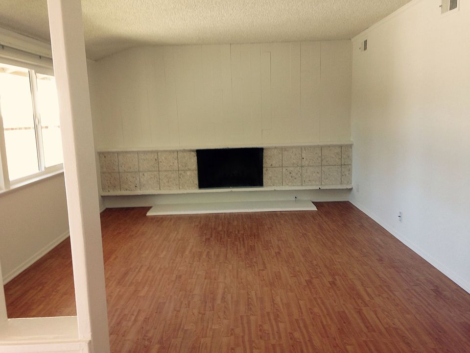 1st image of 22235 Bassett St
