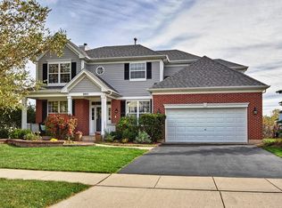 3905 Farmstead Ln, Carpentersville, IL 60110