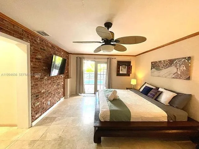 1143 Lincoln St — Photo 11