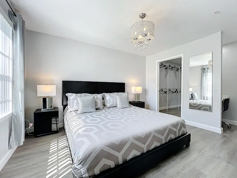 7380 Westpointe Blvd #125 — Photo 8