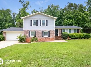 3345 Georgian Woods Cir, Decatur, GA 30034