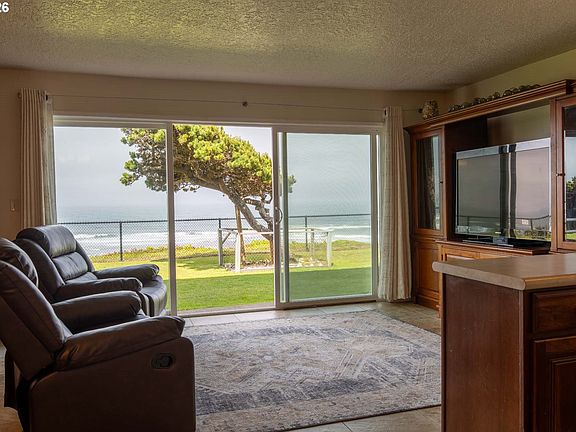5th image of 4229 SW Beach Ave #9