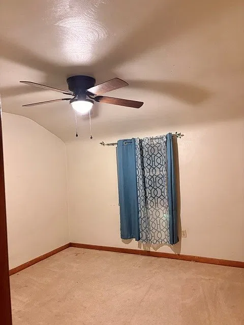 3 bed, 1232 sqft, $500 — Photo 2