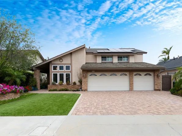 8851 Satterfield Dr, Huntington Beach, CA 92646