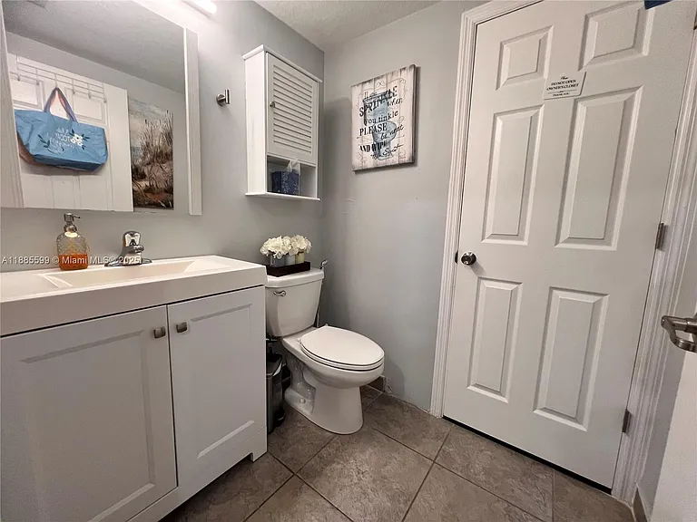 159 SE 34th Ave — Photo 10