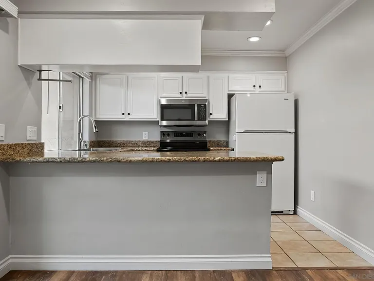 7988 Mission Center Ct #C — Photo 4