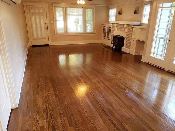 Living Room/Family Room