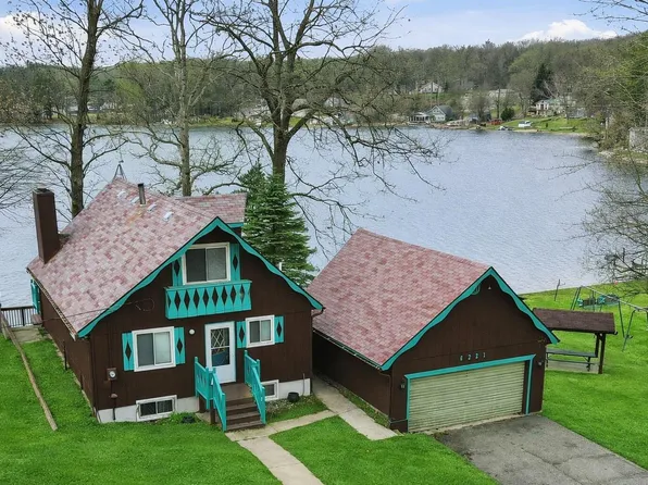 6221 Honeymoon Dr, Lakeview, MI 48850